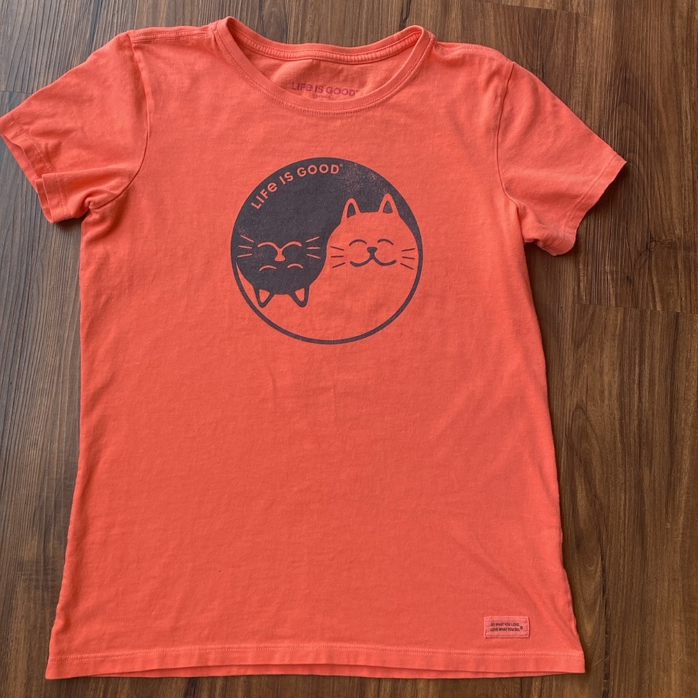 Life Is Good Cat Design T-Shirt